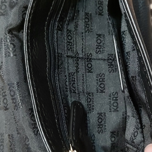 Michael Michael Kors Fulton Leather Small Chain Shoulder Flap Bag NWT - Picture 10 of 13